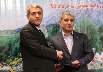 مراسم تودیع مدیر عامل سابق و معارفه مدیر عامل جدید بانک ملی ایران 